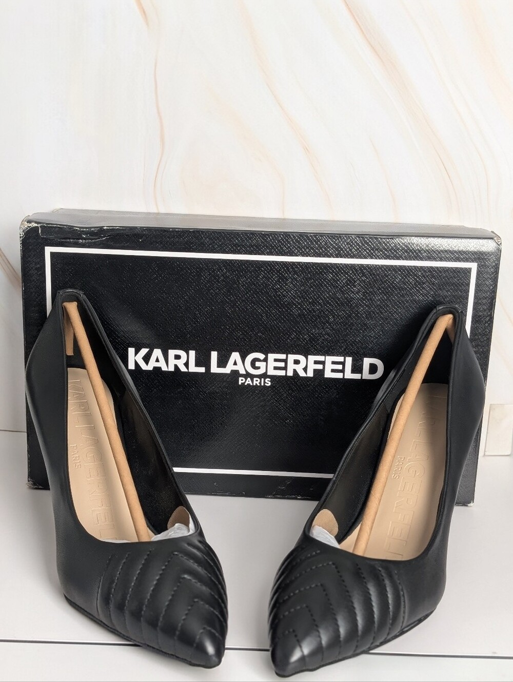 Karl Lagerfeld Paris NIB Black Quilted Pointed Toe Pumps Size 8